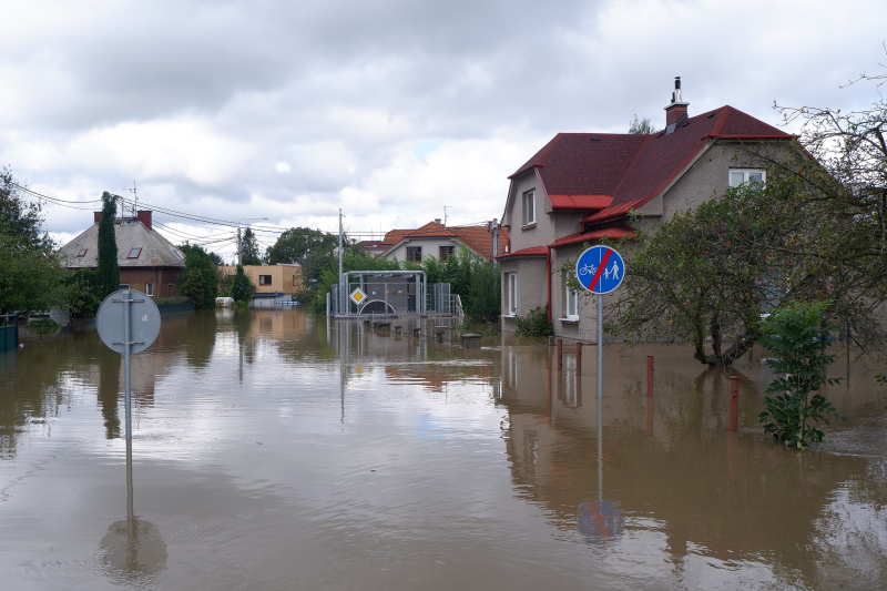 Dopad povodní do pracovněprávních vztahů a do oblasti odměňování